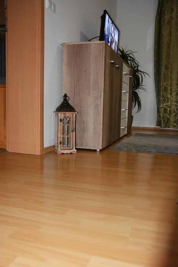 Apartman De Luxe โดโนวาลี ภายนอก รูปภาพ